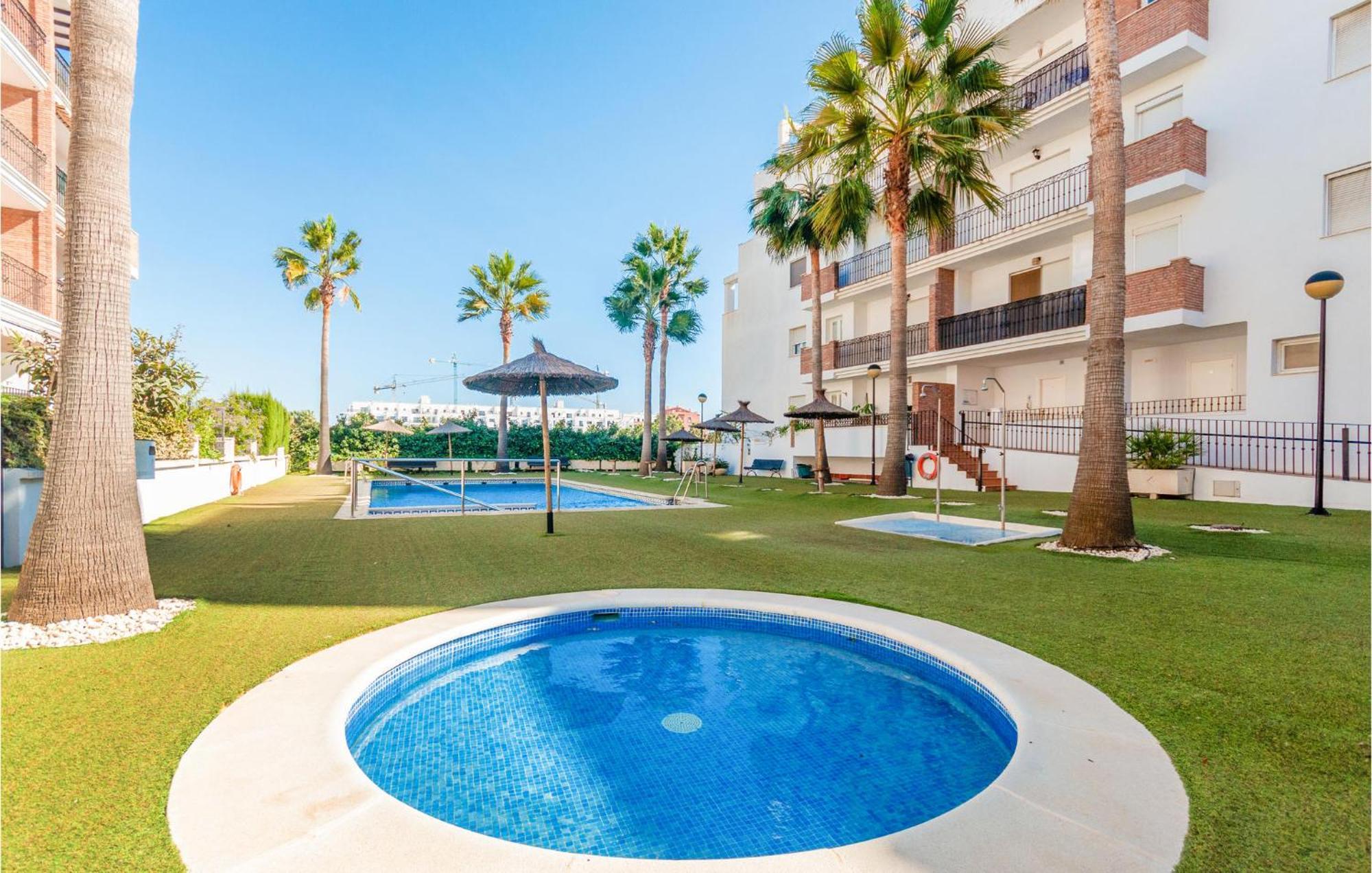 3 Bedroom Stunning Apartment In Motril Exterior foto