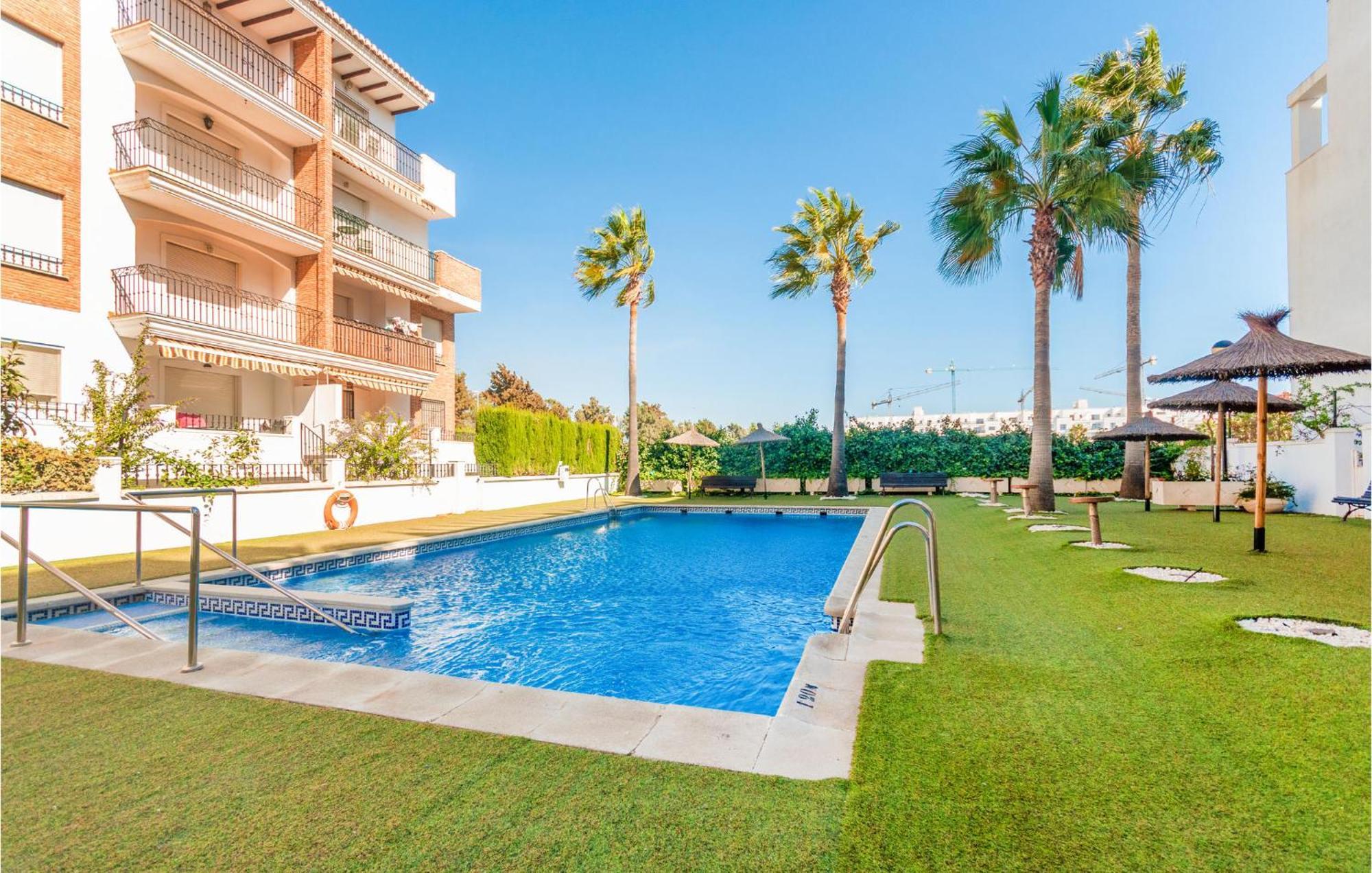 3 Bedroom Stunning Apartment In Motril Exterior foto