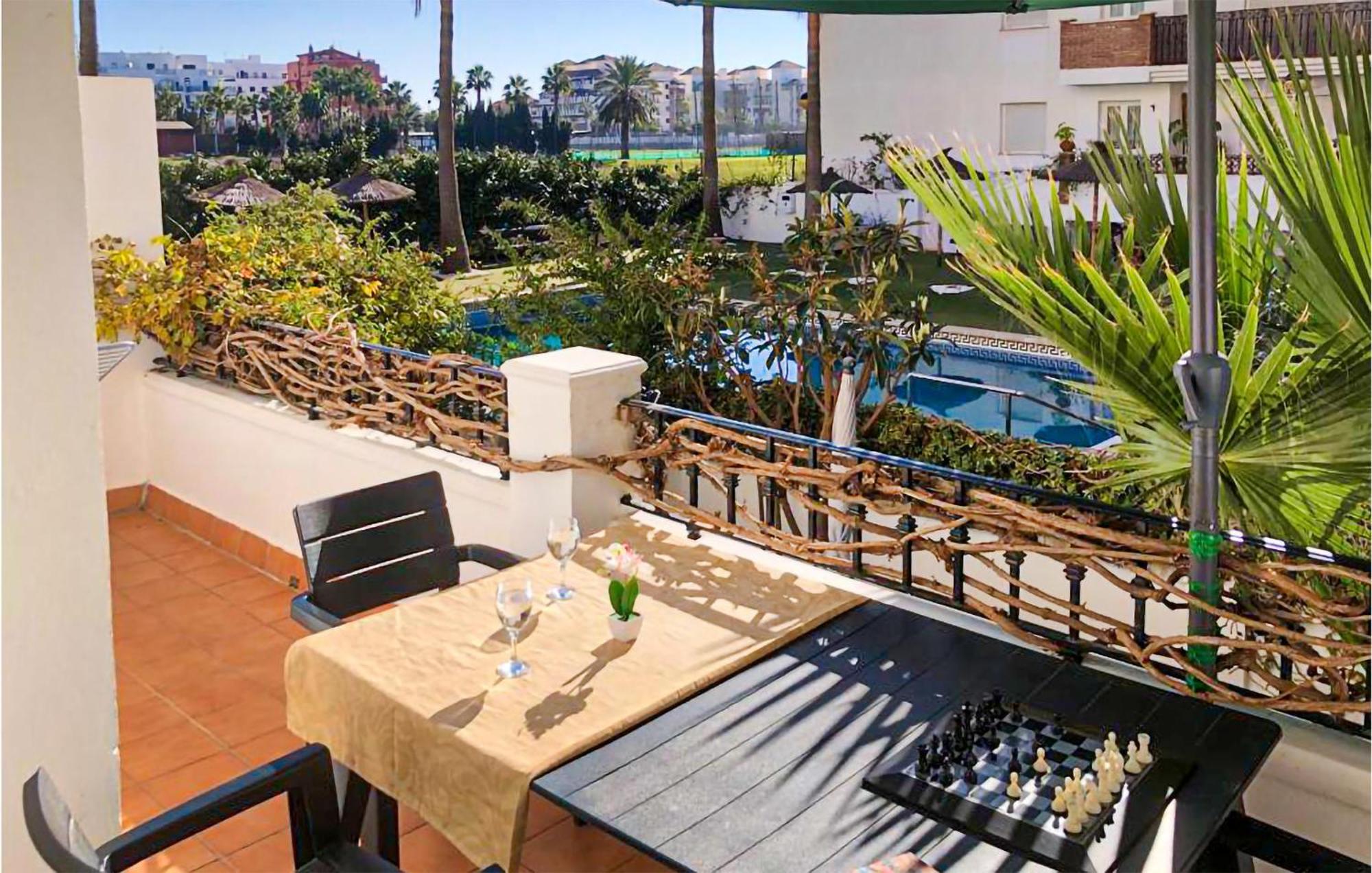 3 Bedroom Stunning Apartment In Motril Exterior foto